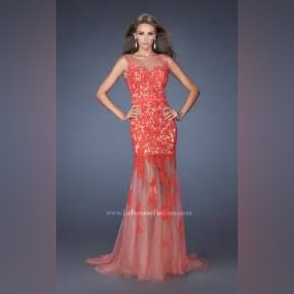 La Femme Elegant RED & Cream Gown (A241)